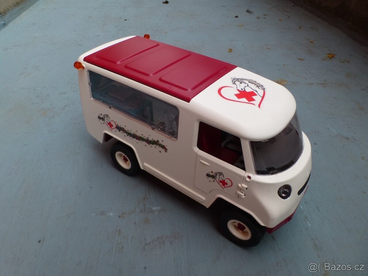 Prodám schleich set mobilní veterinární klinika - 6