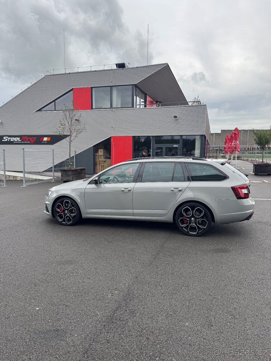 Škoda Octavia 3rs 245 - 6