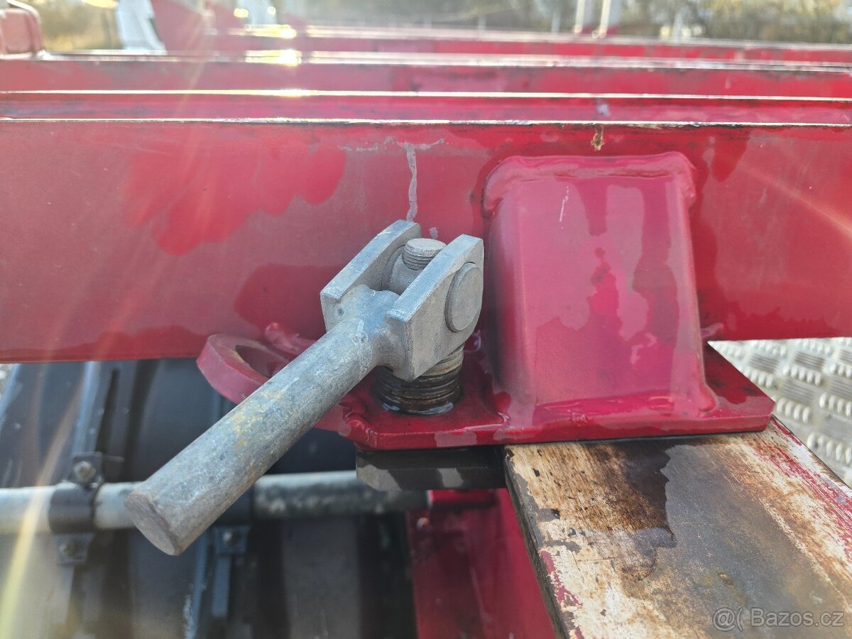 Klanicovy náves UMIKOV NPK 39 - 6