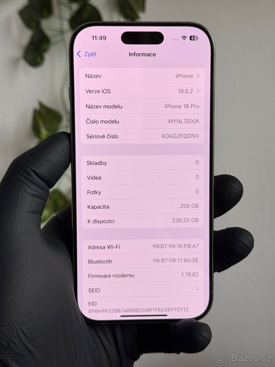 iPhone 16 Pro 256GB - 99% baterie - 6