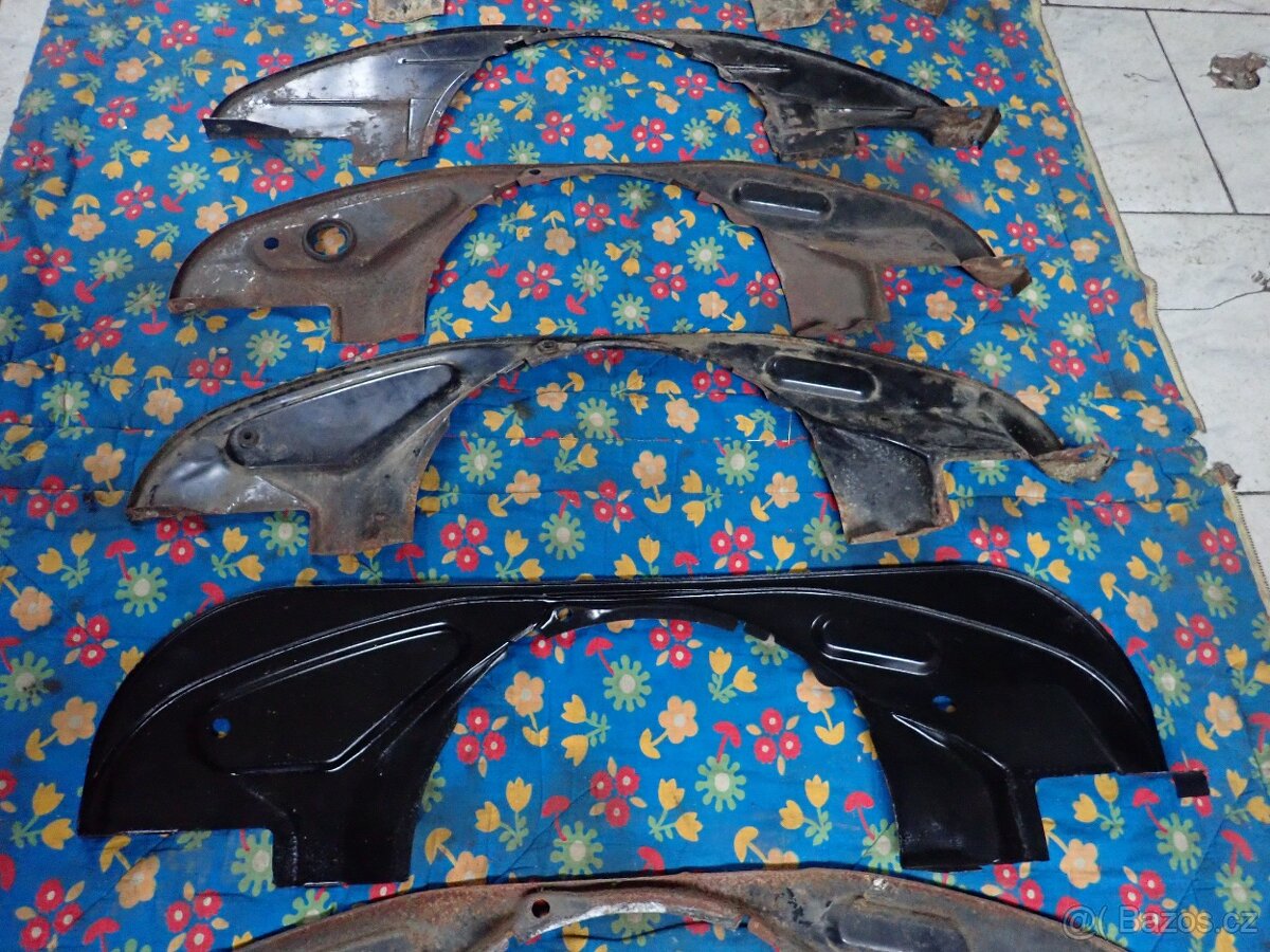 Prodá plechy motoru vw brouk atp.. - 6