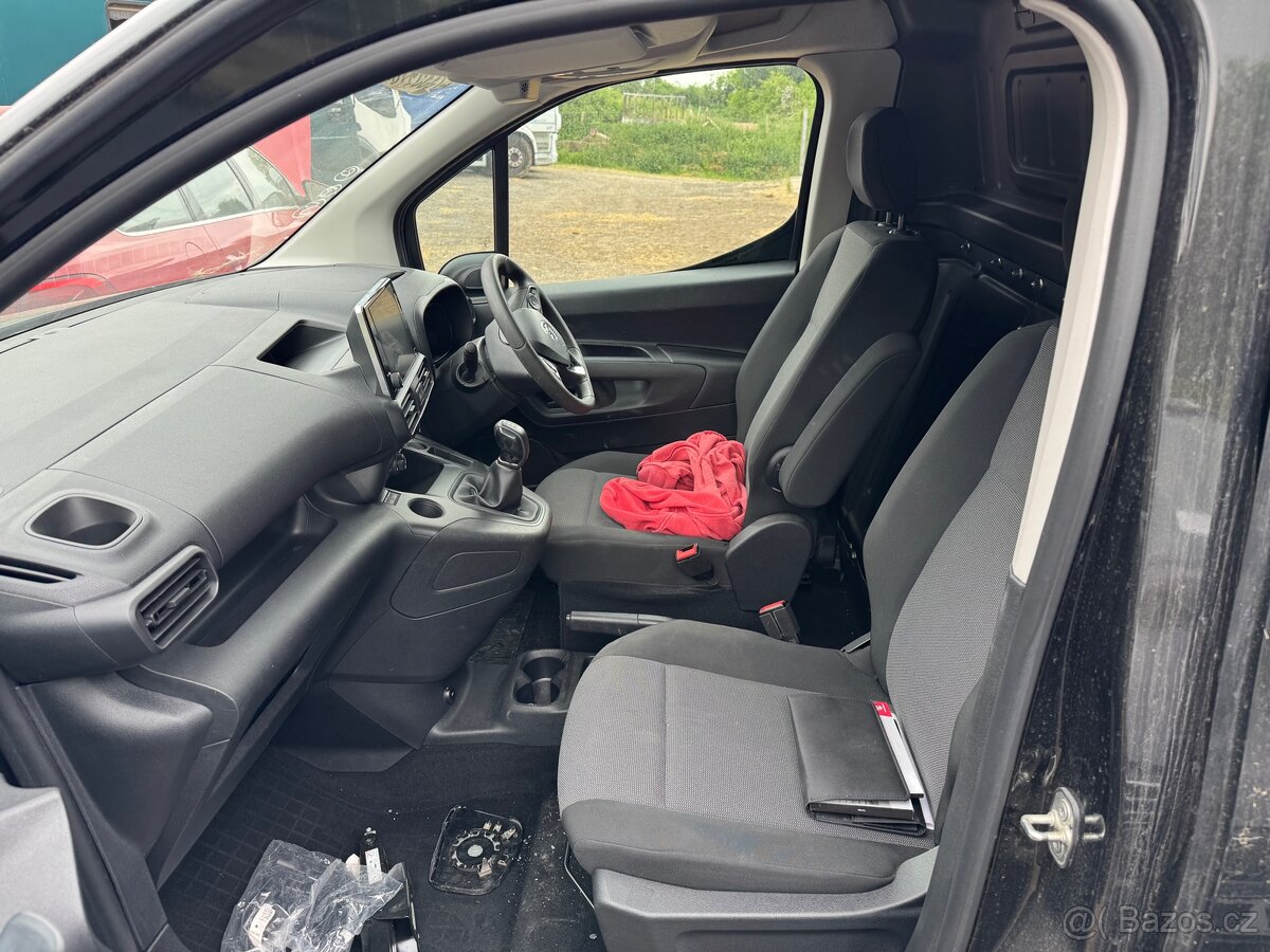 Náhradní díly Opel Combo 1.5 diesel 2019 - 6