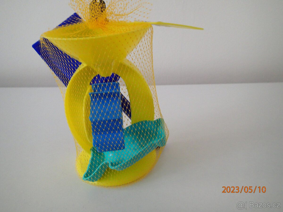 Hračky k vodě nebo na pískoviště - 6