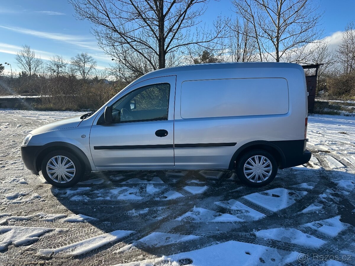 Opel Combo 1,3TDCi 55kw 5dveř.model - 6
