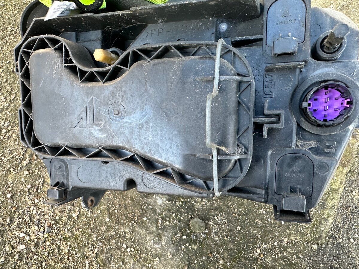 Fiat Panda - přední světla - 6