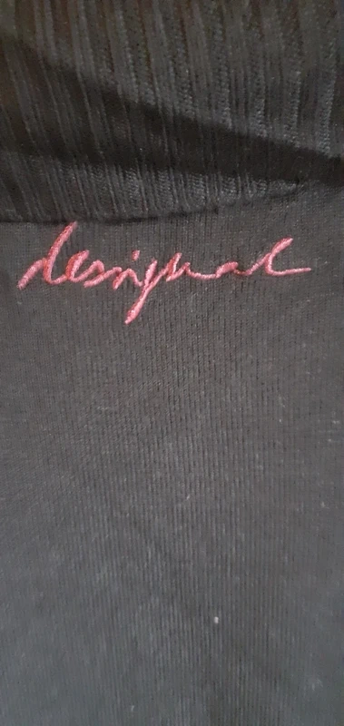 Svetr s rolákem DESIGUAL vel.40 - 6