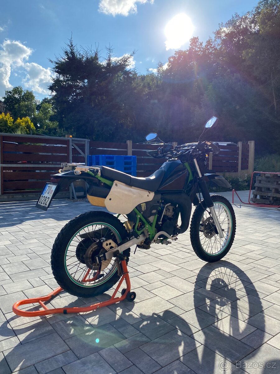 Kawasaki KMX 125 - 6