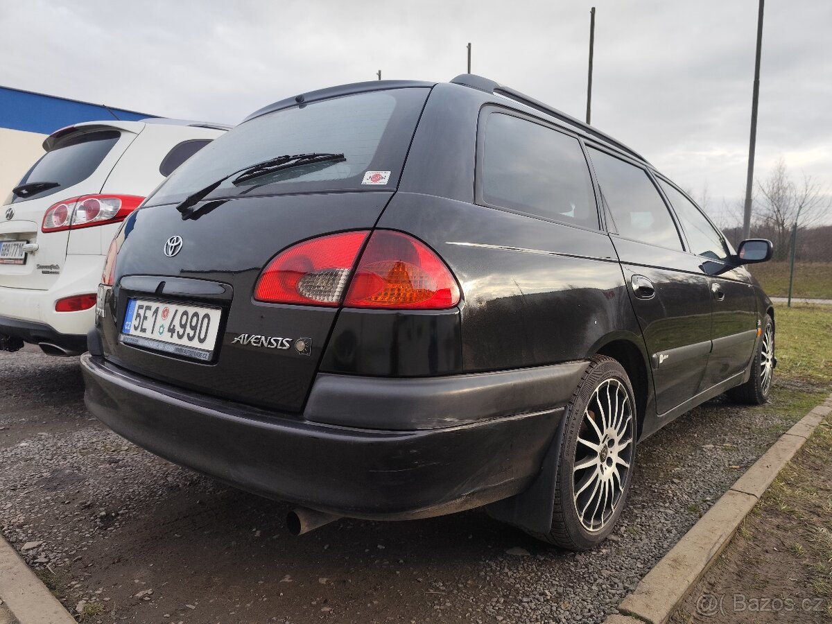 Avensis t22,D4d combi - 6
