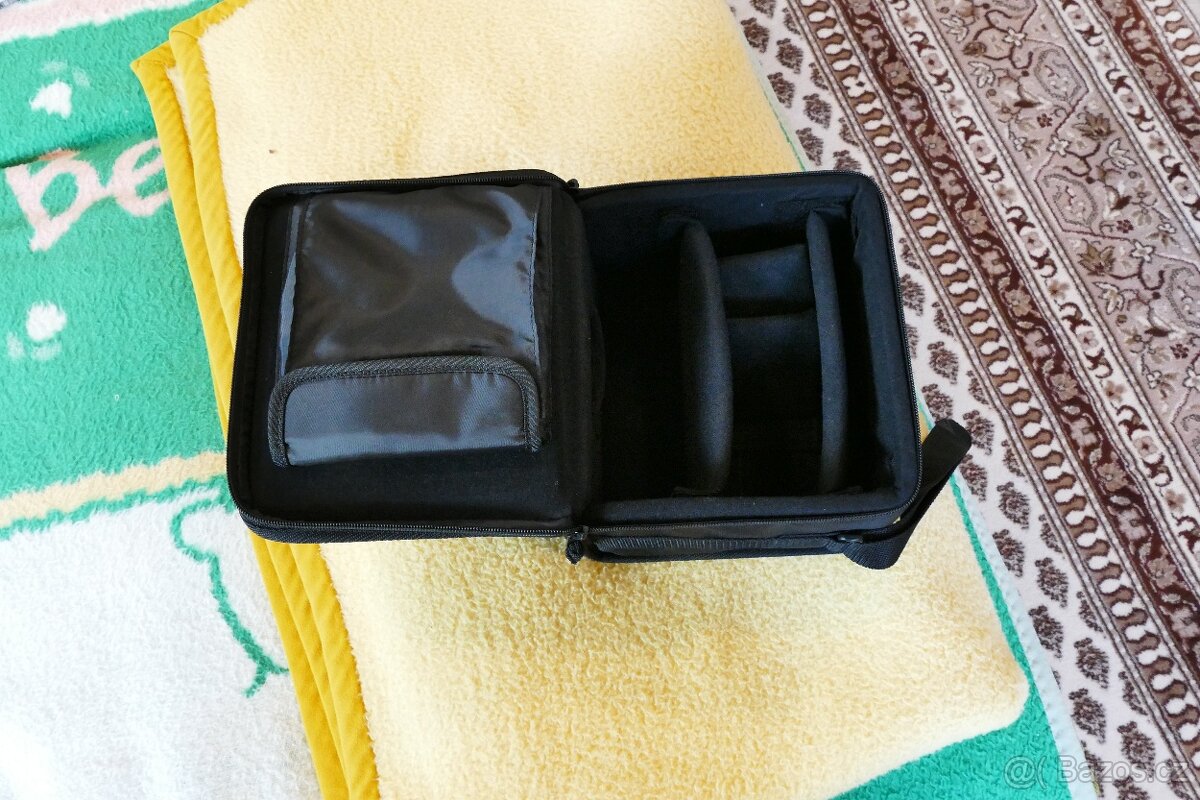 Kruhový makroblesk olympus RF-11 - 6