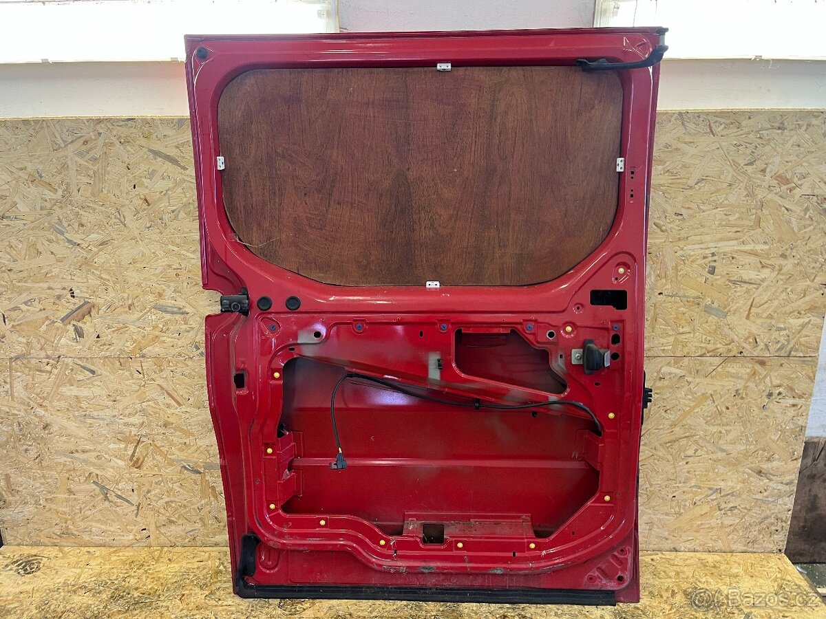 BOČNÍ ŠOUPACÍ DVEŘE OPEL VIVARO - 6