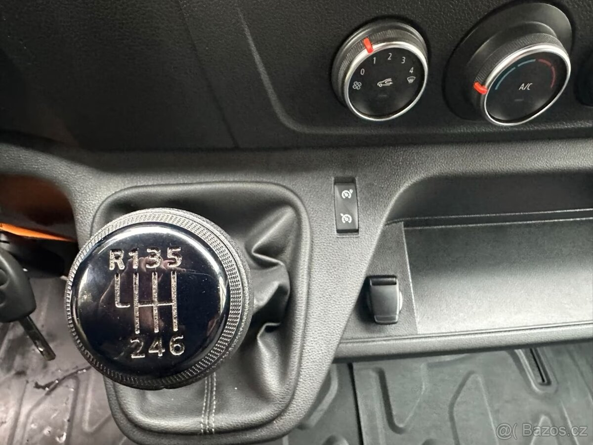 Renault Master 2,3 dCi 110kW L3H2 nové na SK 1Majitel - 6