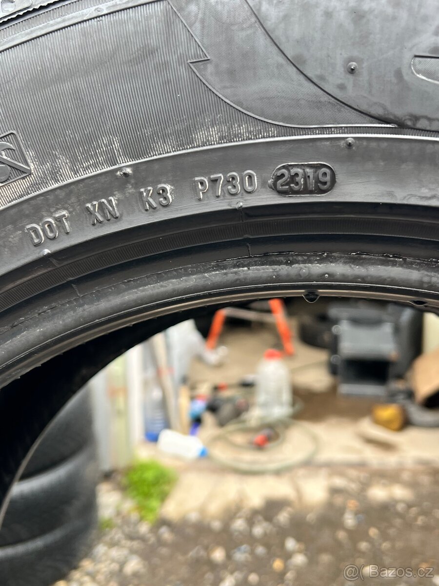 Zimní pneu Pirelli 235/60/18 - 6