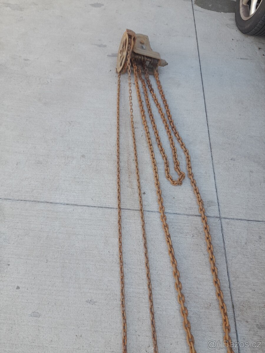 Řetězový zvedák-kočka-hupcuk 1t - 6