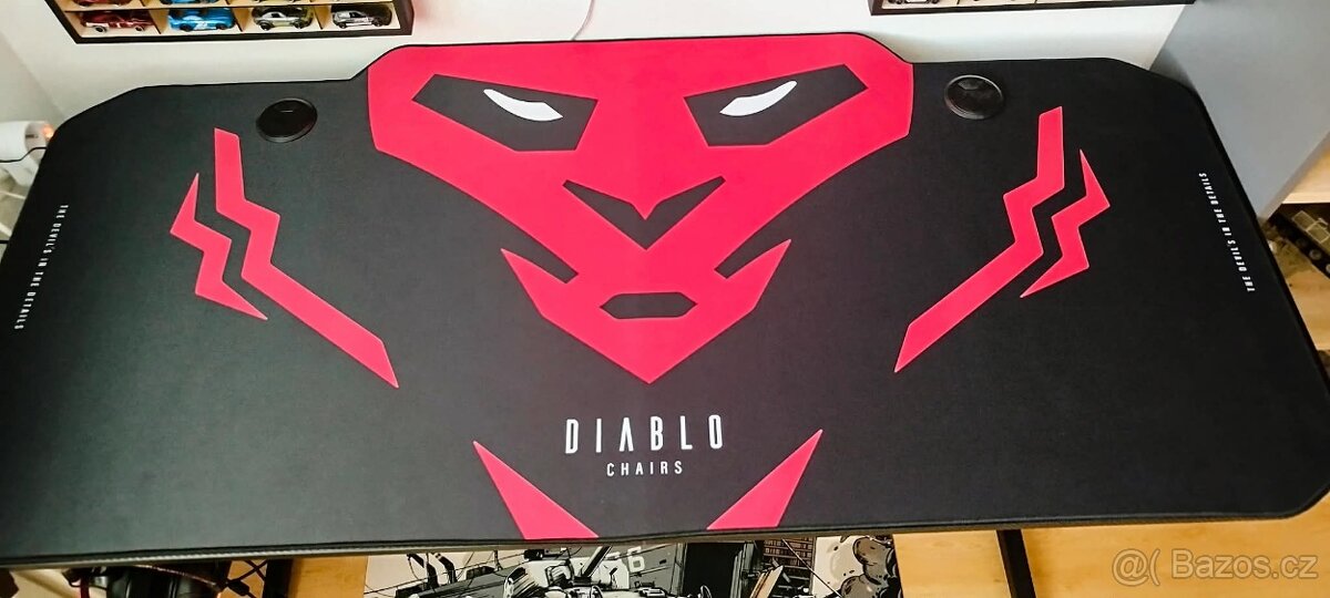 PC Barbone Tiger + herní stůl - 6