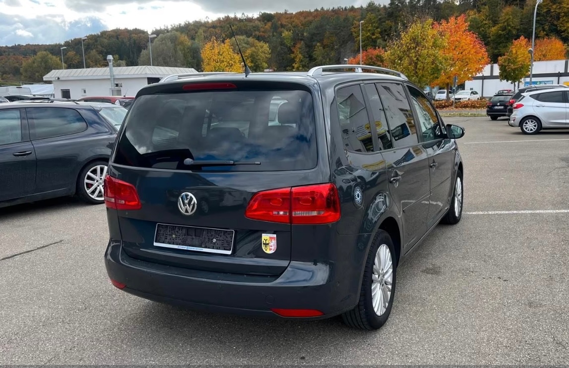 VW Touran 1.4 TSI - 6
