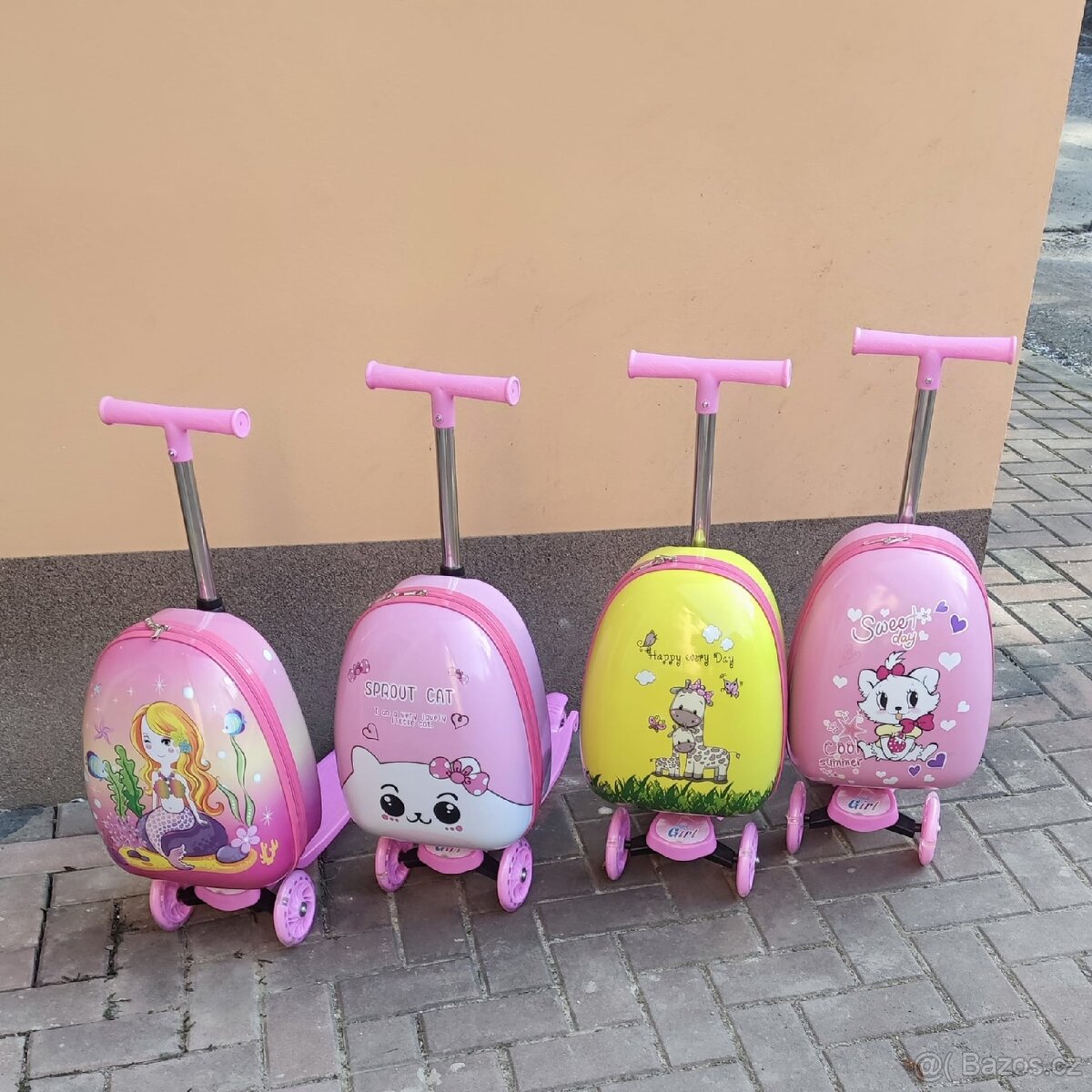 Dětská koloběžka s kufříkem - 6