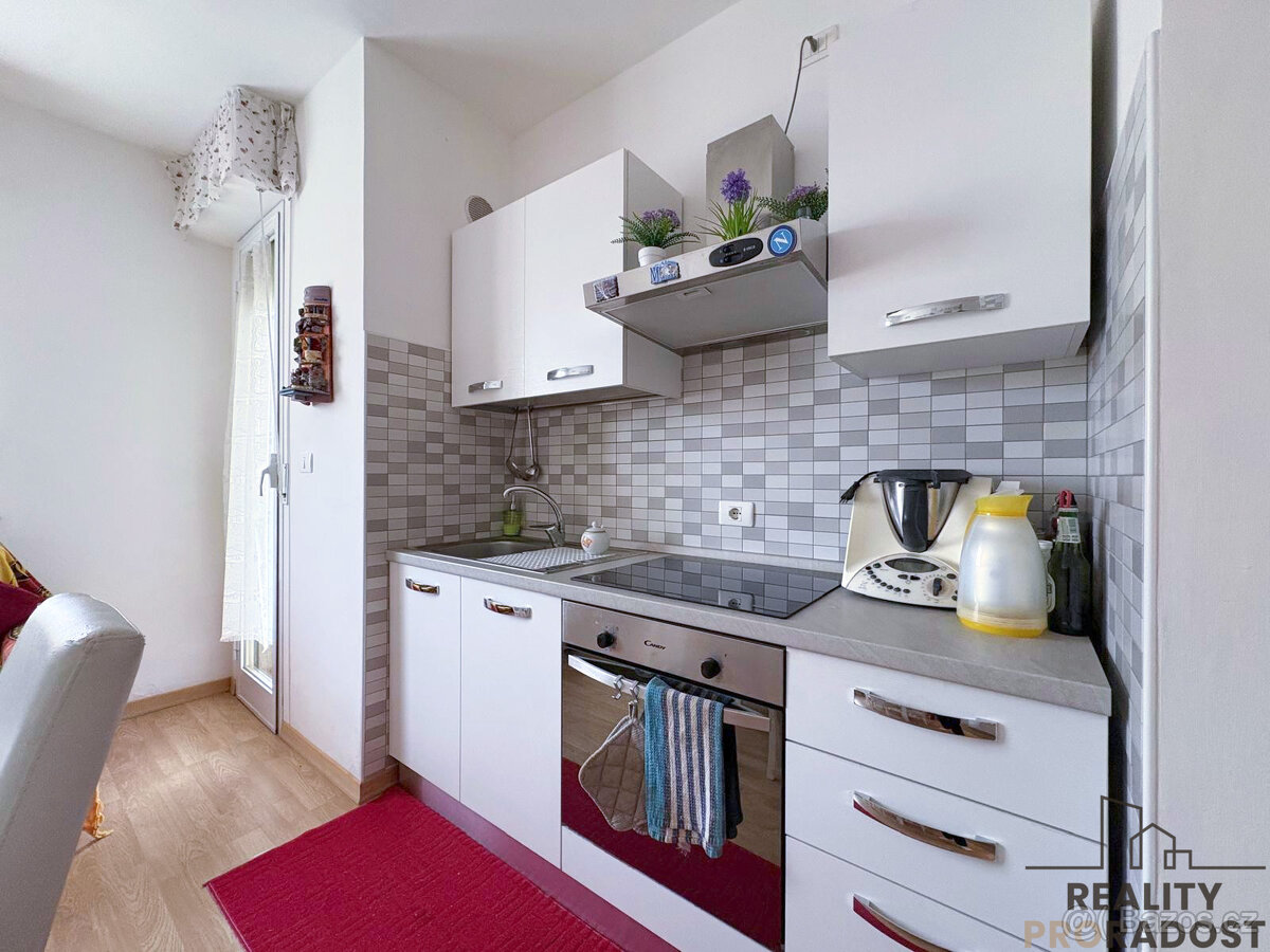 Prodej bytu 2+kk 38 m² Silvi, Itálie - 6