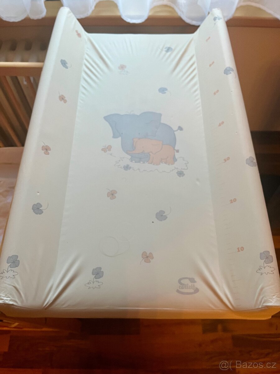 Dětská postýlka s přebalovacím pultem - 6