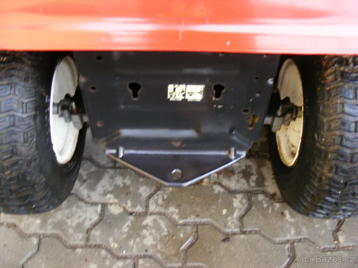 Zahradní traktor funkční. - 6