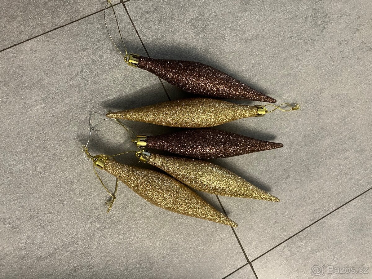 Vánoční ozdoby v krabici - 6