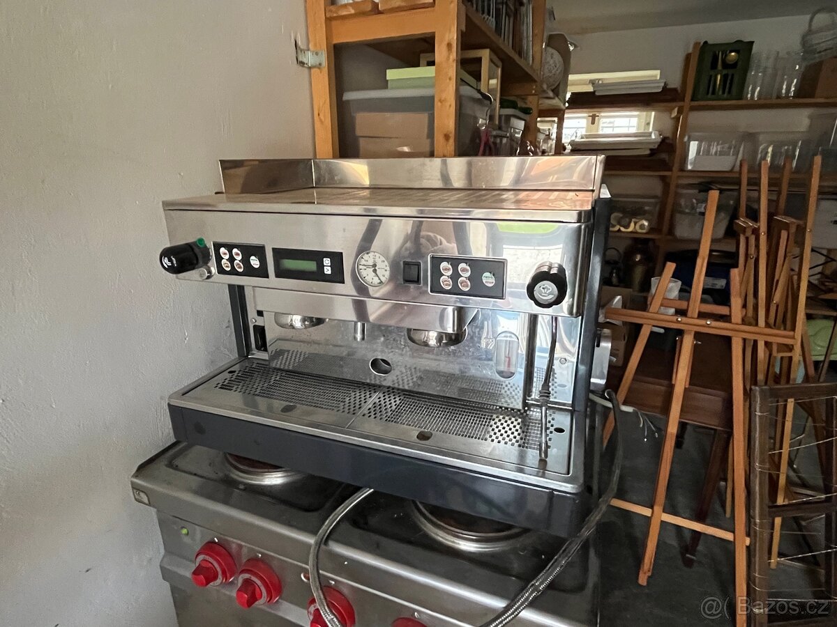 Kávovar dvoupákový ( gastro ) - 6