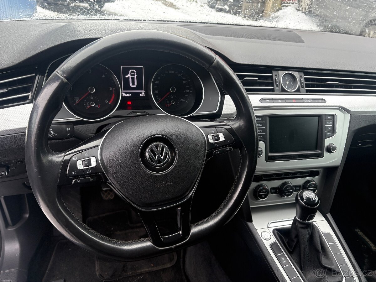 Passat 2,0 TDi 110 kW, 2016 - 6