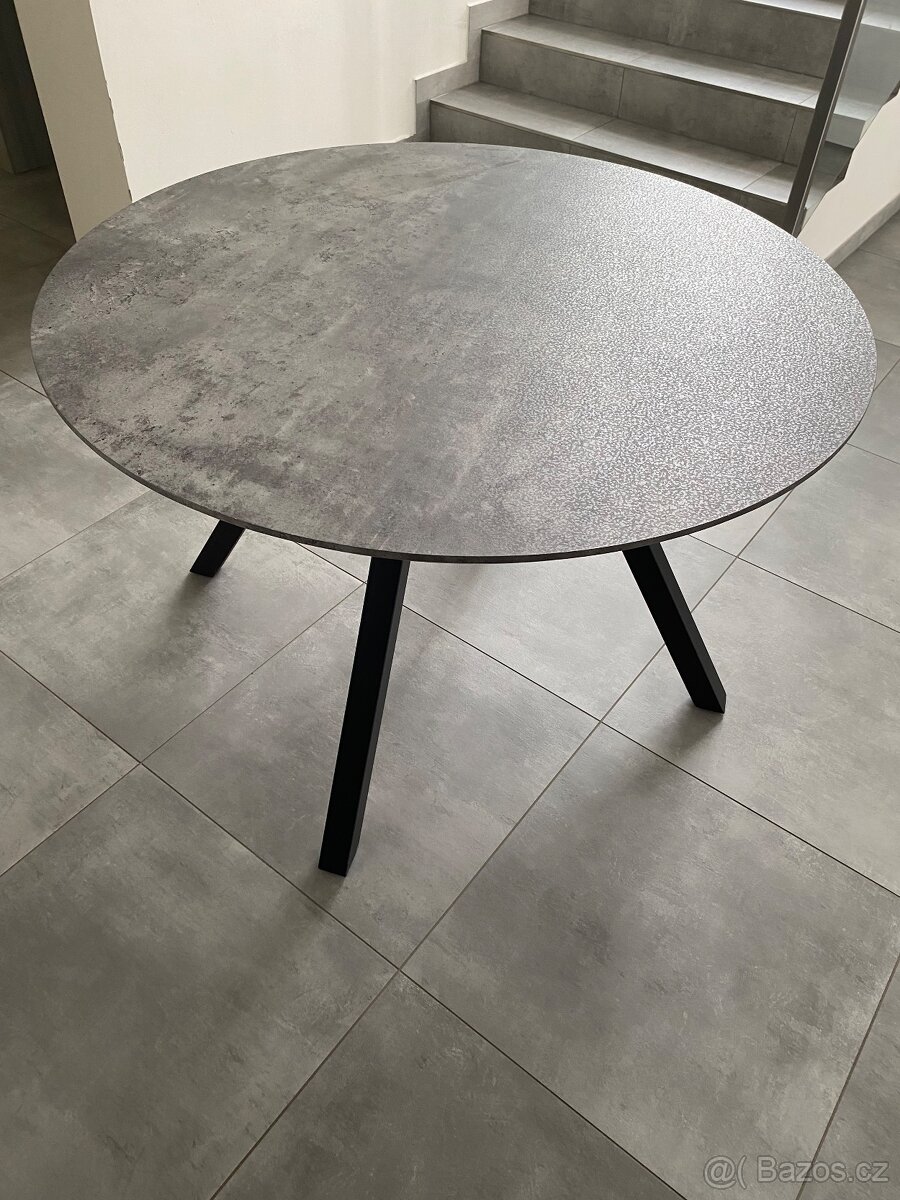 Moderní stůl - 6