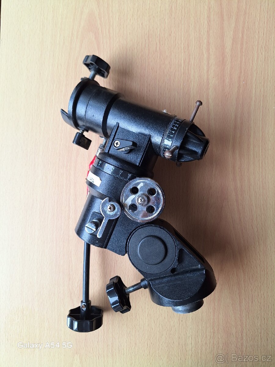 Hvězdářský dalekohled Celestron - 6