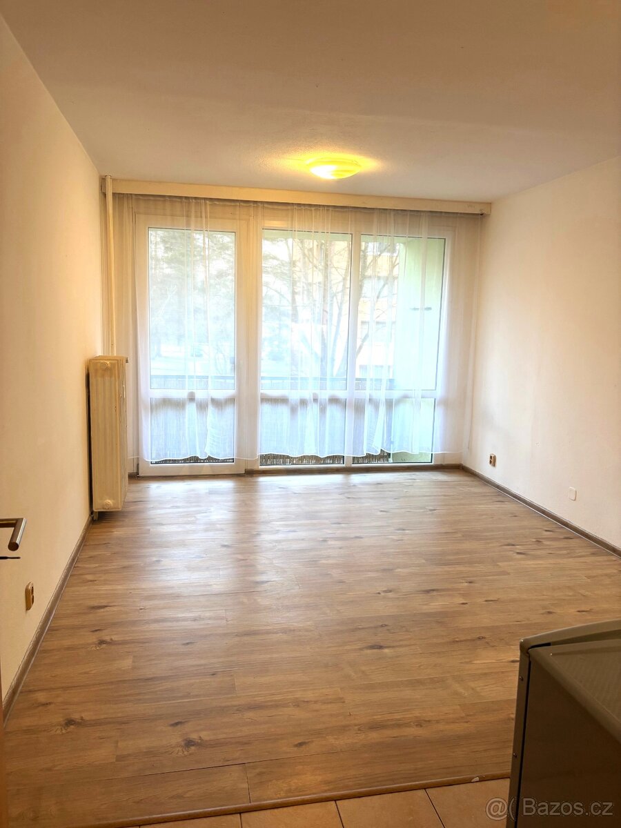 Pronájem garsonky v Kamenici nad Lipou - 6