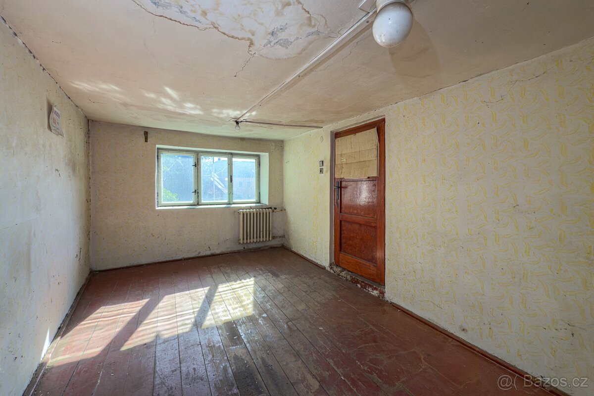 Prodej, rodinný dům, Červený Hrádek, Jirkov, ev.č. 00829 - 6