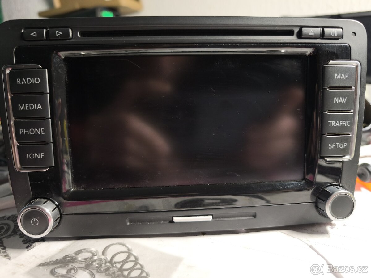VW RNS510 1T0035680B aktualizované - 6