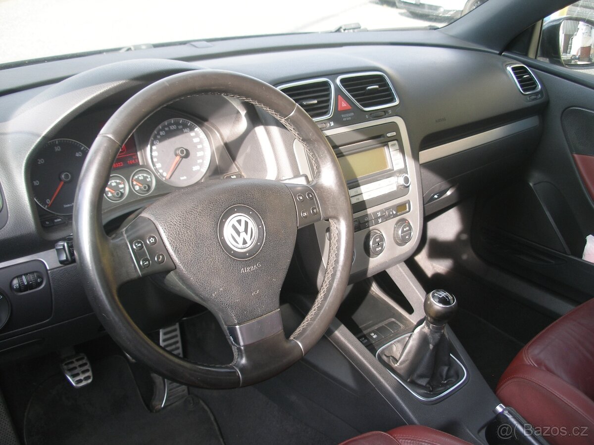 VOLKSWAGEN EOS,2.0TDi,103 KW,AUT.KLIMA,MANUÁL,KŮŽE - 6