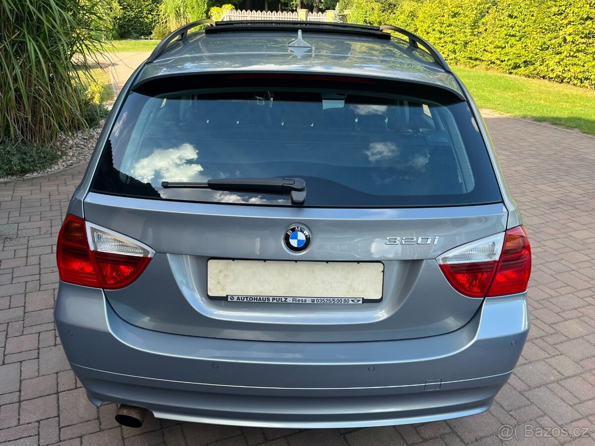 BMW Řada 3, 320i 110kW Navi-Panorama-Serviska - 6