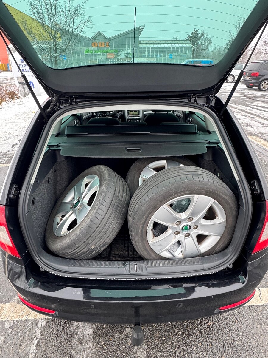 Škoda Octavia 2.0 TDI | Automat | 2009 - 6