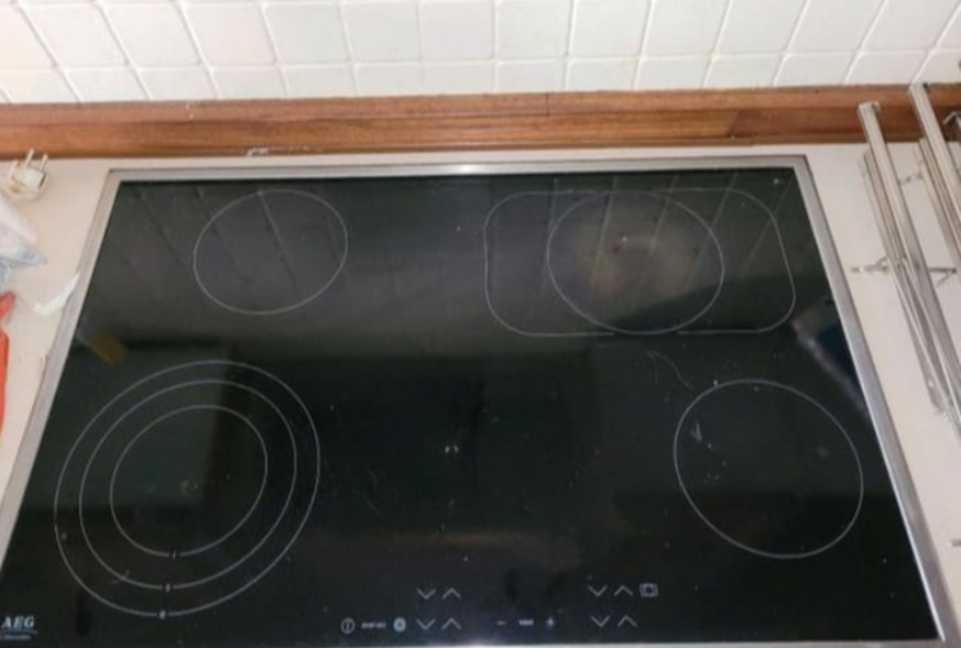 Rustikální dubová linka do U se spotřebiči,6236 - 6