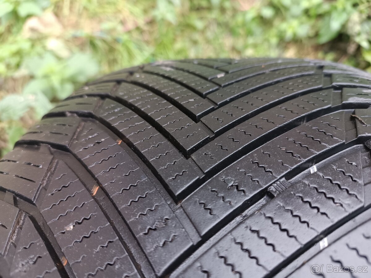 245/45/18 100Y IMPERIAL 2KUSY ZIMNÍCH PNEUMATIK -6MILIME - 6