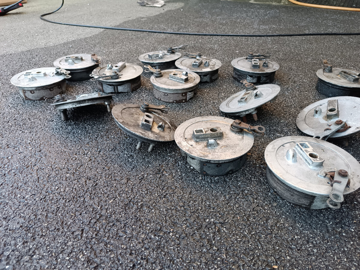 Štíty brzd ČZ, Jawa Kývačka, Panelka, Jawa 634 - 6