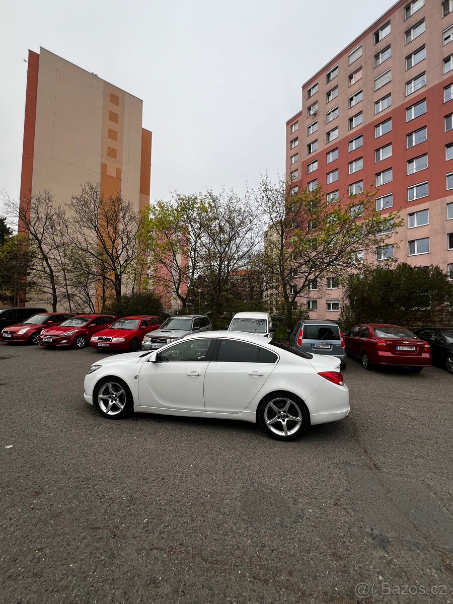 Opel Insignia 2012 rok - 6