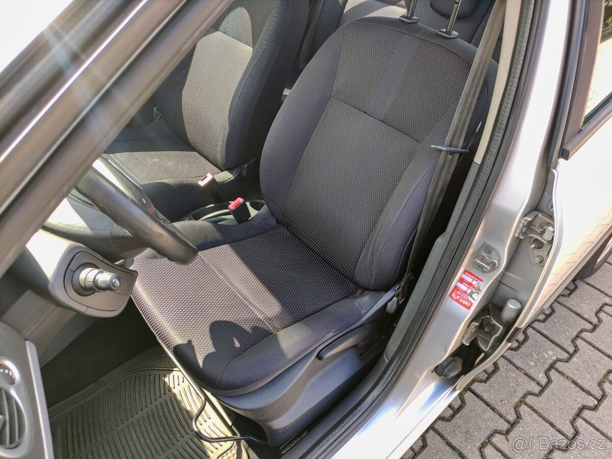 RENAULT CLIO 1.5 DCi 63KW,GRANDTOUR,ALU,BC,HAGUSY,6x AIRB. - 6