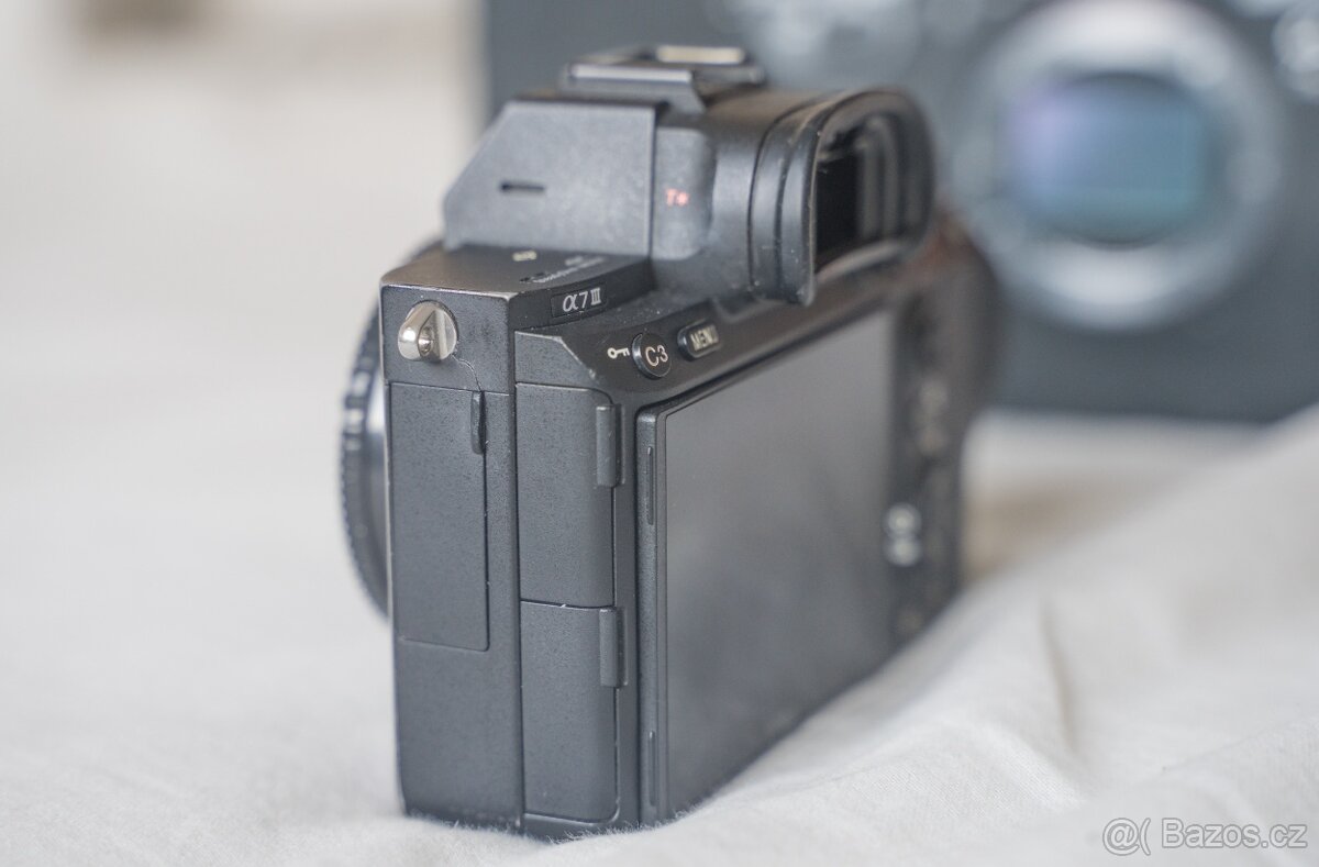SONY ALPHA A7 III - 6