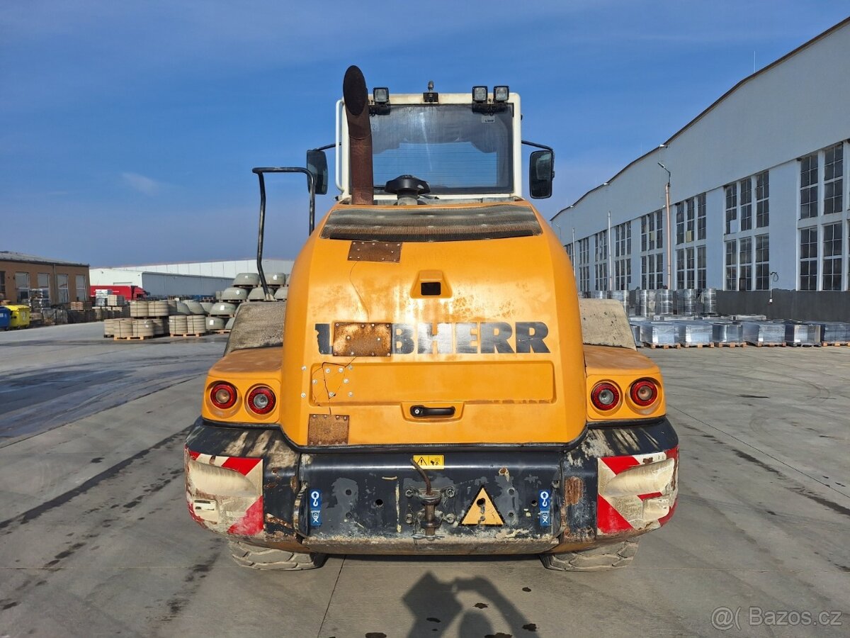 LIEBHERR L538 4X4 - 6