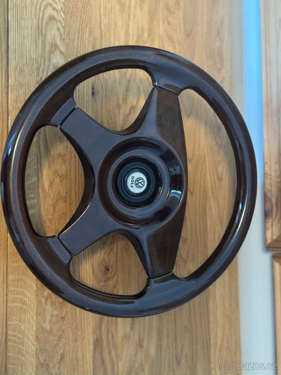 Tuningový dřevěný volant - 6