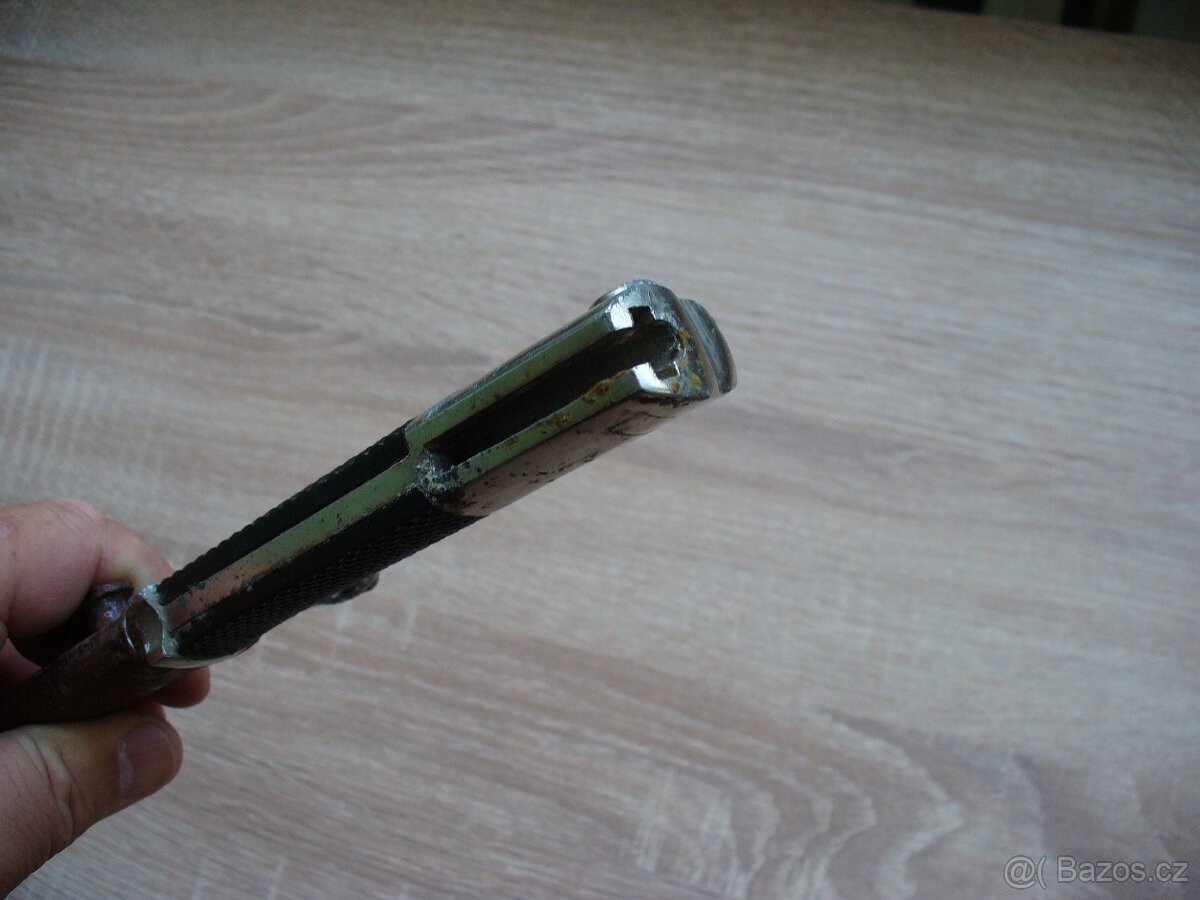 Nemecky-valecny vychazkovy bajonet-Carl Eickhorn na 98k. - 6