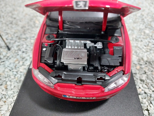 model auta 1:18 Peugeot 406 Coupe ,welly - 6