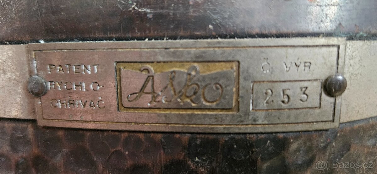 Starožitná koupelnová kamna - 6