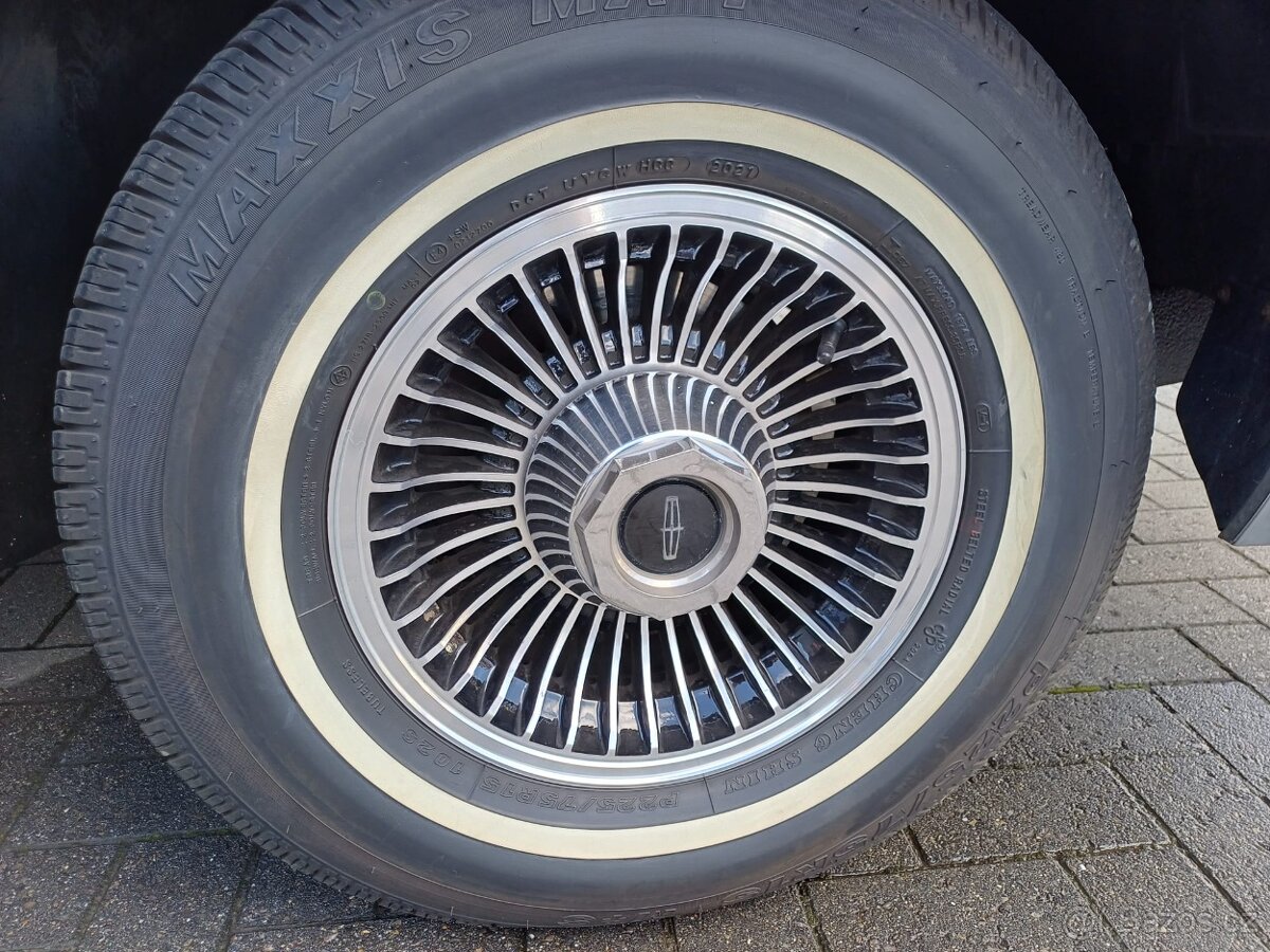 1979 Lincoln Continental Town Car - 6