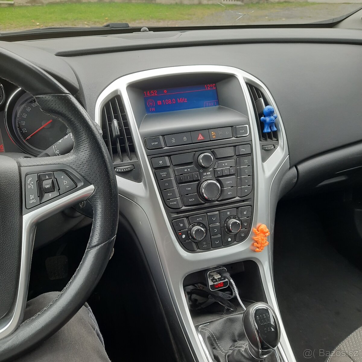 Prodám Opel Astra J - 6