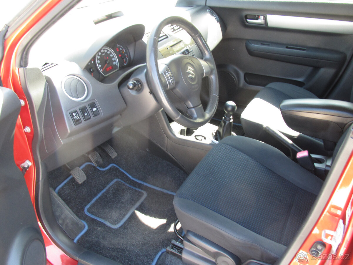 Suzuki Swift 1.3 - 6