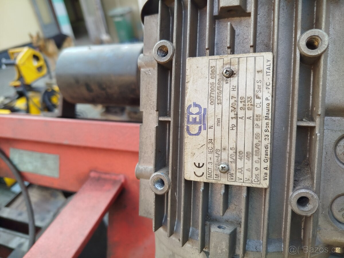 Strojní pásová automatická pila - 6