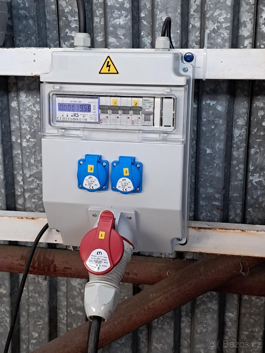 Areál, haly, sklady, výroba, garáže a zázemí. - 6